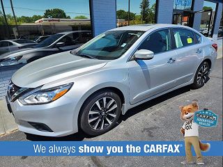 2018 Nissan Altima SV VIN: 1N4AL3AP3JC196059