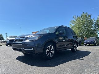 2018 Subaru Forester 2.5i VIN: JF2SJAEC1JH571273