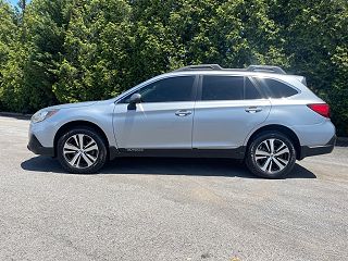 2018 Subaru Outback 2.5i Limited 4S4BSANC9J3299544 in Knoxville, TN 3
