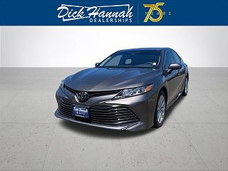 2018 Toyota Camry  VIN: 4T1B11HK9JU112111