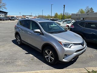 2018 Toyota RAV4 XLE 2T3RFREV3JW795475 in New Windsor, NY 3