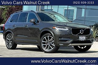 2018 Volvo XC90 T6 Momentum VIN: YV4A22PK8J1218844