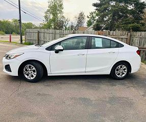 2019 Chevrolet Cruze LS 1G1BJ5SM4K7102262 in Crystal, MN 3