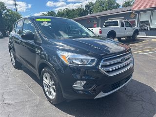 2019 Ford Escape SE VIN: 1FMCU9GD4KUB33303