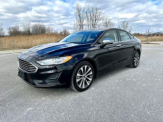 2019 Ford Fusion SE 3FA6P0T95KR217388 in Clinton Township, MI 3