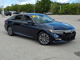 2019 Honda Accord Touring VIN: 1HGCV3F93KA013085