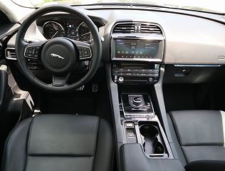 2019 Jaguar F-Pace Premium SADCJ2FX9KA395842 in Chattanooga, TN 14