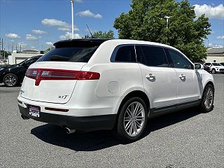 2019 Lincoln MKT  2LMHJ5AT3KBL02728 in Southaven, MS 3