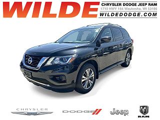 2019 Nissan Pathfinder S 5N1DR2MM7KC610667 in Waukesha, WI 1