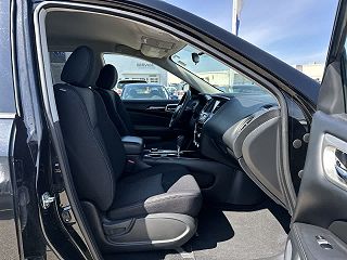 2019 Nissan Pathfinder S 5N1DR2MM7KC610667 in Waukesha, WI 19