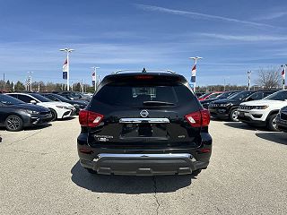 2019 Nissan Pathfinder S 5N1DR2MM7KC610667 in Waukesha, WI 4