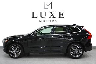 2019 Volvo XC60 T5 Momentum VIN: LYV102RK2KB235817