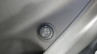 2020 Buick Envision Preferred LRBFXBSA8LD063219 in Berlin, WI 17