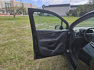 2020 Chevrolet Trax LS 3GNCJKSB5LL289654 in Pompano Beach, FL 9