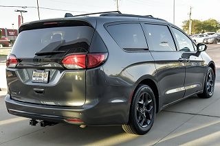 2020 Chrysler Pacifica Touring-L 2C4RC1EG0LR113371 in Crystal Lake, IL 4
