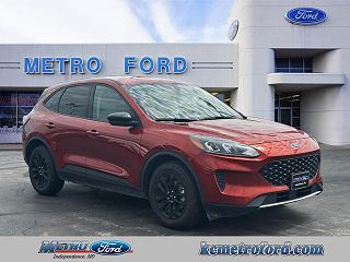 2020 Ford Escape SE VIN: 1FMCU9BZXLUB13724