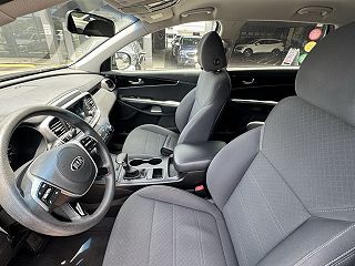 2020 Kia Sorento LX 5XYPG4A54LG617041 in Waipahu, HI 12