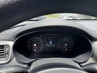 2020 Kia Sorento LX 5XYPG4A54LG617041 in Waipahu, HI 15