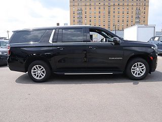 2021 Chevrolet Suburban LT 1GNSKCKD2MR261093 in Detroit, MI 2