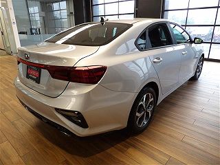2021 Kia Forte LXS 3KPF24AD0ME362209 in Cleveland, OH 4