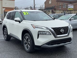 2021 Nissan Rogue SV 5N1AT3BBXMC752963 in Hackensack, NJ 3