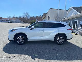 2021 Toyota Highlander XLE 5TDHZRBHXMS070768 in Bangor, ME 2