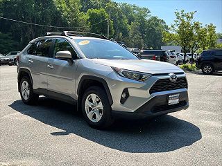 2021 Toyota RAV4 XLE VIN: 2T3P1RFV8MC224154