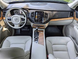 2021 Volvo XC90 T6 Momentum YV4A221K0M1768357 in Weatogue, CT 18