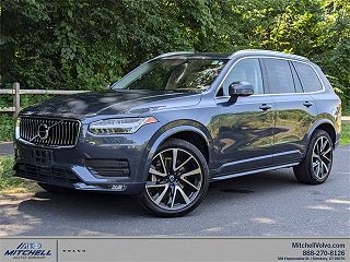 2021 Volvo XC90 T6 Momentum YV4A221K0M1768357 in Weatogue, CT