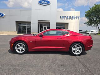 2022 Chevrolet Camaro LT VIN: 1G1FD1RX8N0102165