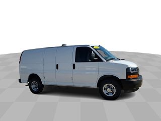 2022 Chevrolet Express 2500 1GCWGAFP9N1216950 in Quincy, IL 2