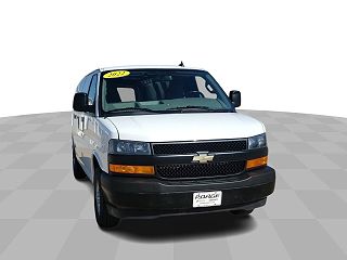 2022 Chevrolet Express 2500 1GCWGAFP9N1216950 in Quincy, IL 3