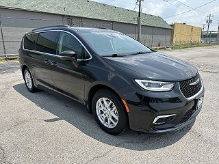 2022 Chrysler Pacifica Touring-L VIN: 2C4RC1BG6NR142896