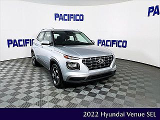 2022 Hyundai Venue SEL VIN: KMHRC8A34NU138738