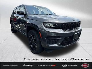 2022 Jeep Grand Cherokee  VIN: 1C4RJHAGXN8622726