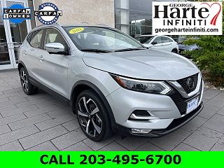 2022 Nissan Rogue Sport SL VIN: JN1BJ1CW1NW497028