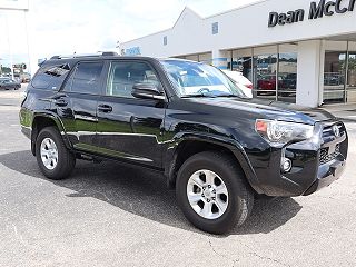 2022 Toyota 4Runner SR5 VIN: JTEMU5JRXN6066703