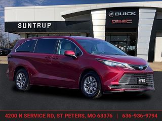2022 Toyota Sienna LE 5TDKRKEC5NS079814 in Saint Peters, MO