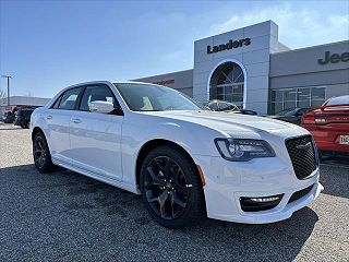 2023 Chrysler 300 Touring 2C3CCADG3PH706858 in Southaven, MS 1