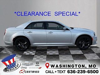 2023 Chrysler 300 Touring VIN: 2C3CCADG4PH677337