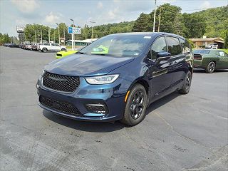 2023 Chrysler Pacifica Touring-L VIN: 2C4RC1L75PR612157