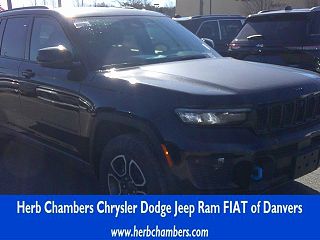 2023 Jeep Grand Cherokee Trailhawk 4xe VIN: 1C4RJYC68P8904001