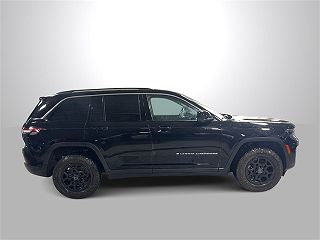 2023 Jeep Grand Cherokee Laredo 1C4RJHAG6PC566445 in Minot, ND 8