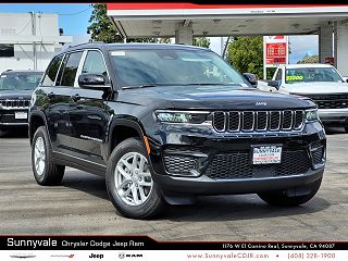 2023 Jeep Grand Cherokee Laredo VIN: 1C4RJHAG2P8909707