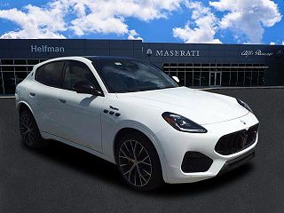 2023 Maserati Grecale Modena VIN: ZN682AVM7P7439632