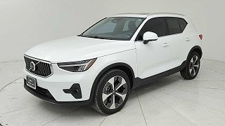 2023 Volvo XC40 B4 Plus VIN: YV4K92HE3P2980104