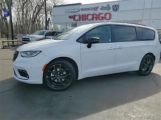 2024 Chrysler Pacifica Touring-L 2C4RC1BG4RR121003 in Chicago, IL 10