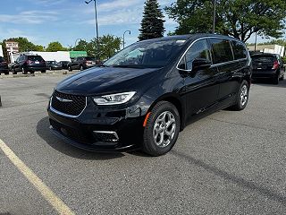 2024 Chrysler Pacifica Limited 2C4RC1GG6RR137471 in Livonia, MI 3
