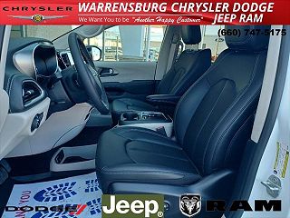 2024 Chrysler Pacifica Touring-L 2C4RC1BG5RR136951 in Marshall, MO 9