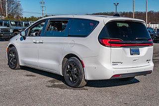 2024 Chrysler Pacifica Select 2C4RC1S73RR104189 in Red Lion, PA 5